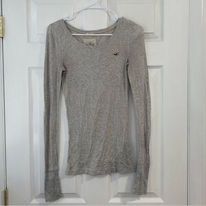 Hollister heather gray Y2K preppy Bella Swan Fitted Long Sleeve Layer Top
